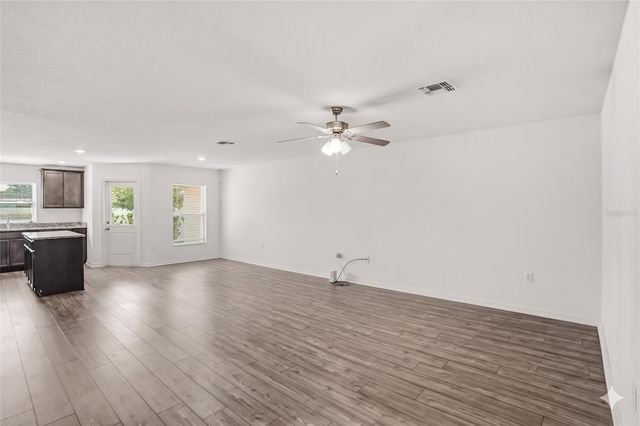 1758 WITHERNSEA COURT, Tavares, FL 32778