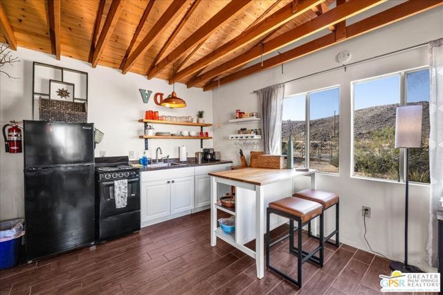 61939 Hilltop Drive, Joshua Tree, CA 92252