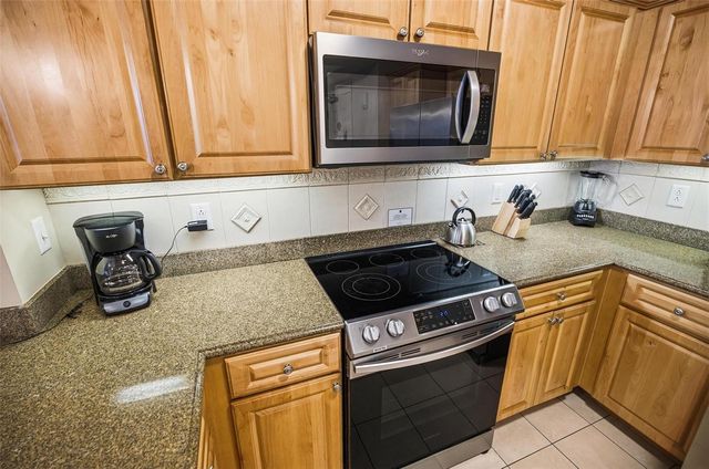 200 OCEAN CREST DRIVE 707, Palm Coast, FL 32137