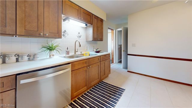 521 25th Street, Vienna, WV 26105