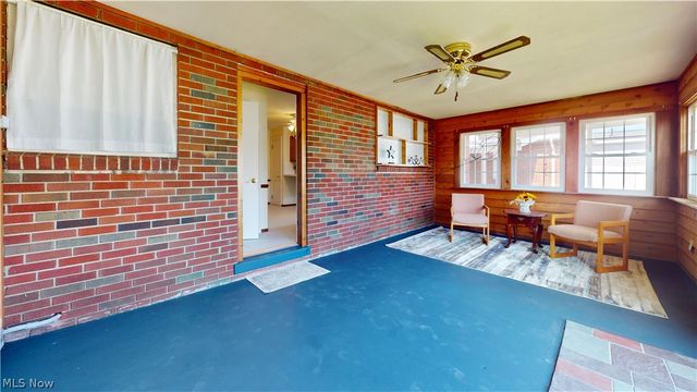 521 25th Street, Vienna, WV 26105
