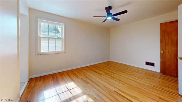 521 25th Street, Vienna, WV 26105