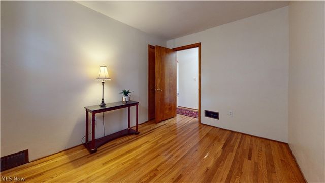 521 25th Street, Vienna, WV 26105