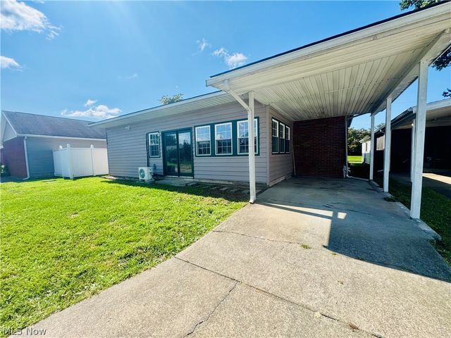 521 25th Street, Vienna, WV 26105