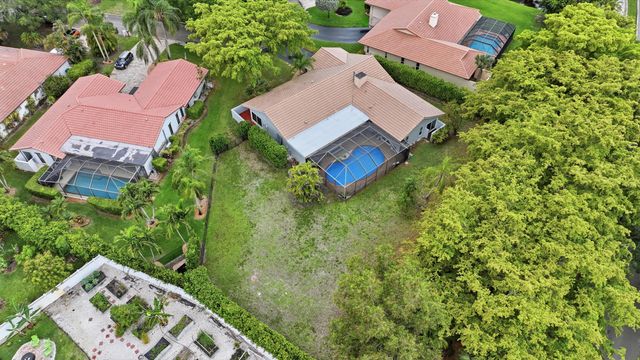1537 NW 108th Way, Coral Springs, FL 33071
