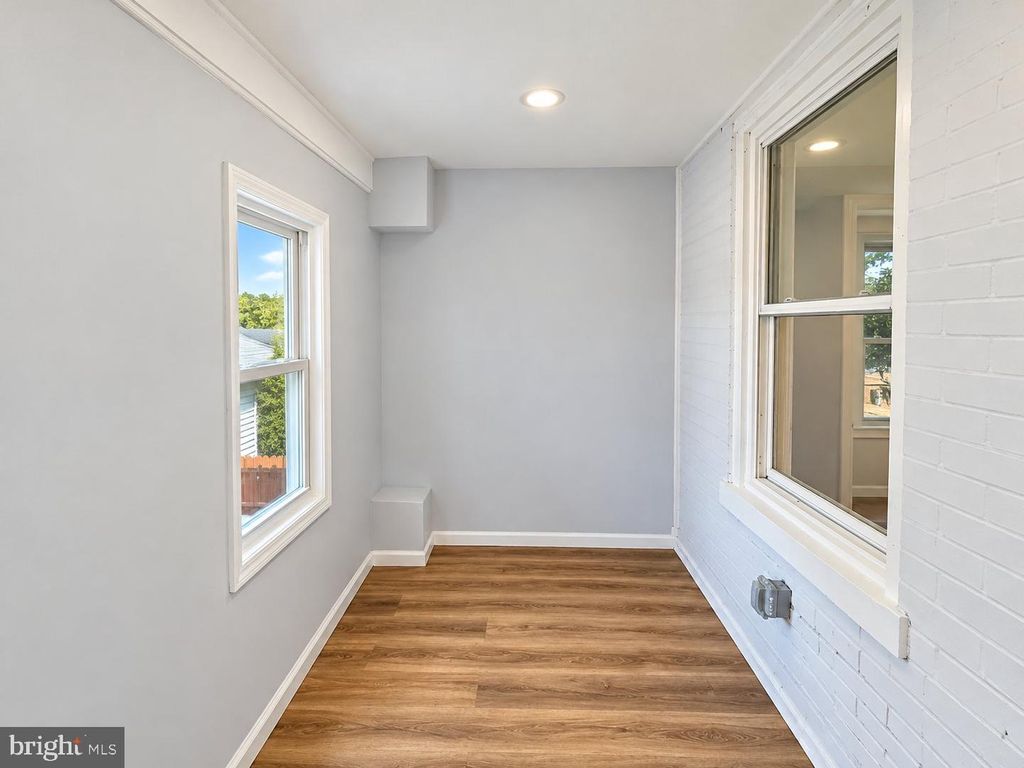 325 W HANOVER ST, TRENTON, NJ 08618 — photo 2