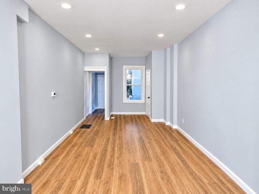 325 W HANOVER ST, TRENTON, NJ 08618 — photo 3