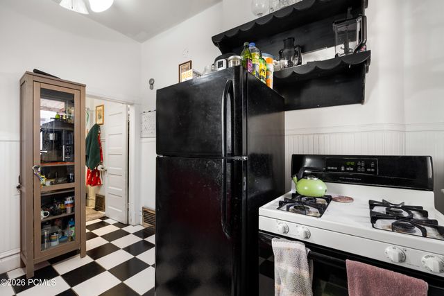 538 S 800 East, Salt Lake City, UT 84102