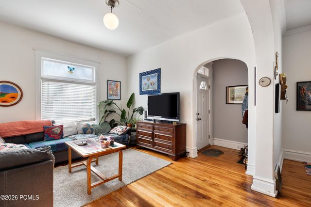 538 S 800 East, Salt Lake City, UT 84102