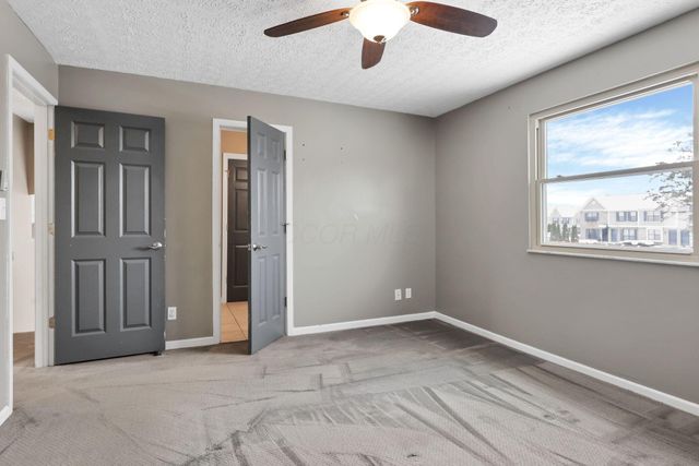 2488 Dunstan Drive, Columbus, OH 43235