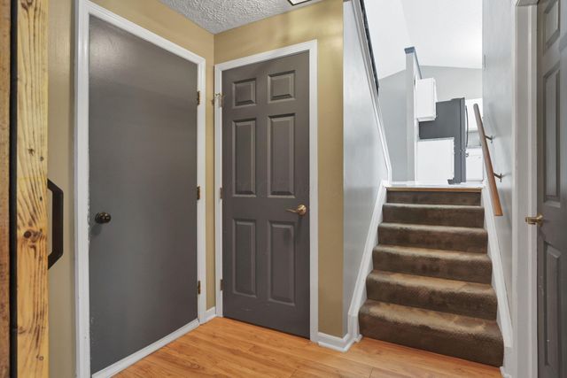 2488 Dunstan Drive, Columbus, OH 43235