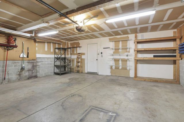 2488 Dunstan Drive, Columbus, OH 43235