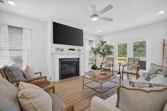 123 Clay Hill Loop, Ridgeville, SC 29472