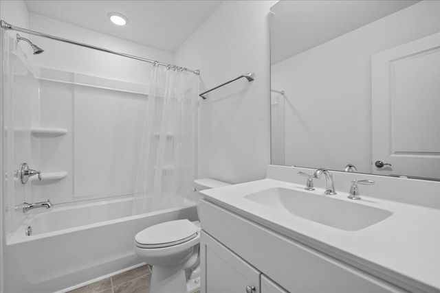 123 Clay Hill Loop, Ridgeville, SC 29472