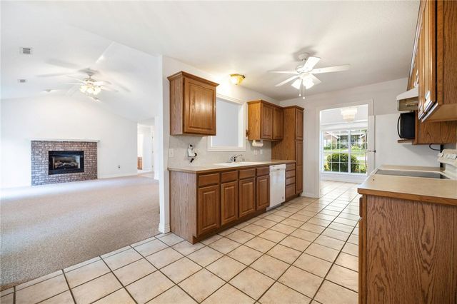604 Shady Acres Lane, Prairie Grove, AR 72753