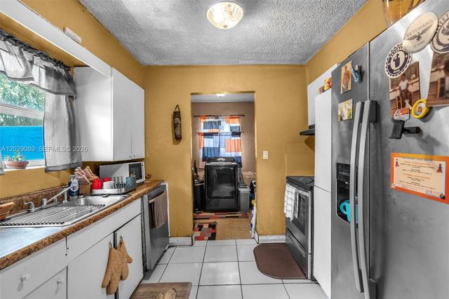 650 NW 3rd Ave, Deerfield Beach, FL 33441
