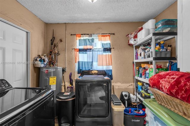 650 NW 3rd Ave, Deerfield Beach, FL 33441