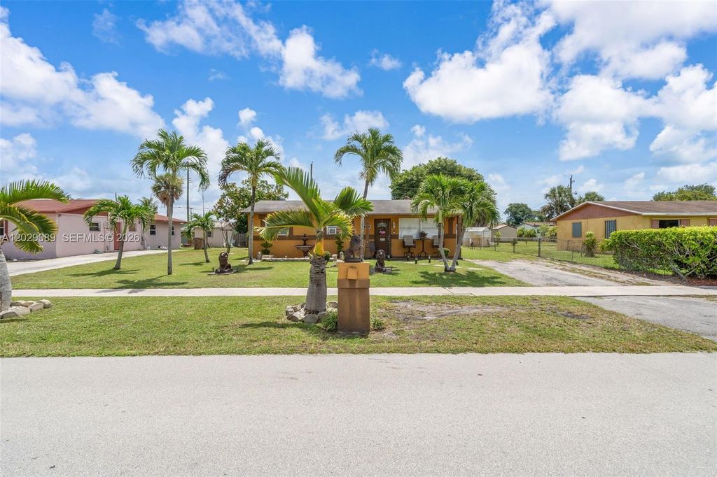 650 NW 3rd Ave, Deerfield Beach, FL 33441