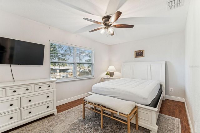 727 LOCUST STREET, Tarpon Springs, FL 34689