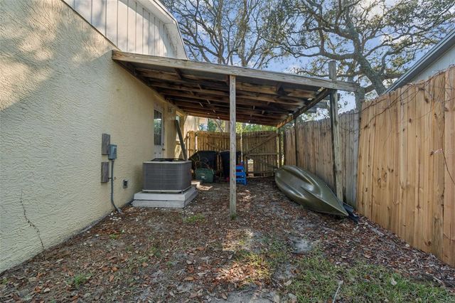 727 LOCUST STREET, Tarpon Springs, FL 34689