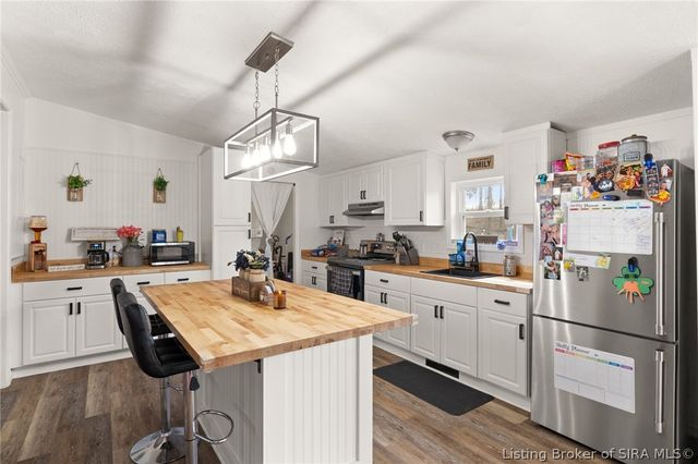 465 S Whiskey Run Ranch Road, Milltown, IN 47145