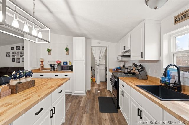 465 S Whiskey Run Ranch Road, Milltown, IN 47145