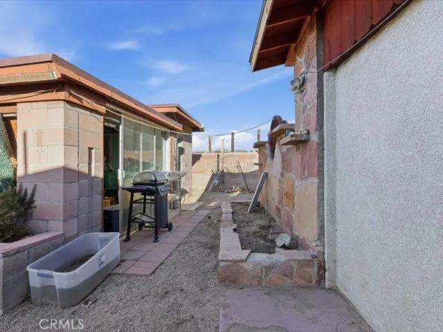 19876 Lodema Road, Apple Valley, CA 92307