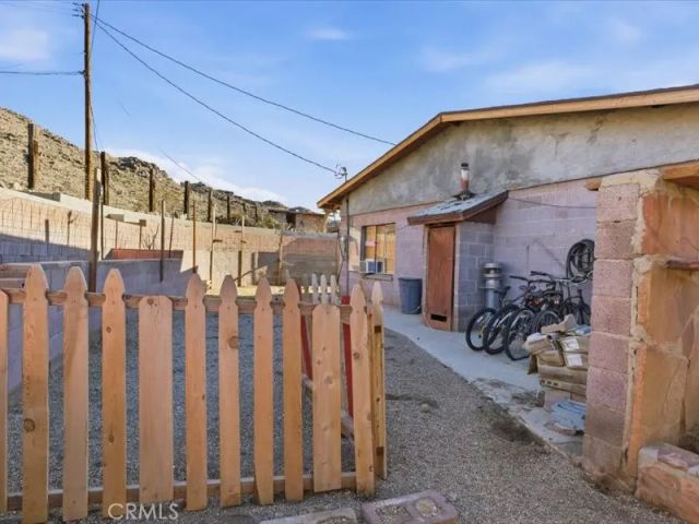 19876 Lodema Road, Apple Valley, CA 92307