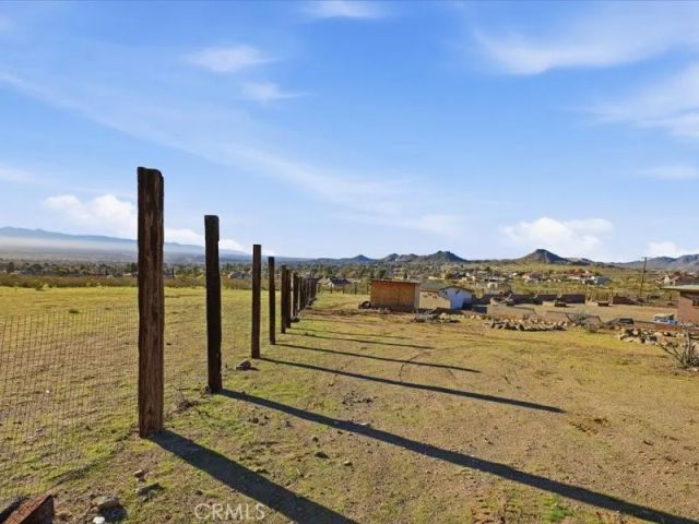 19876 Lodema Road, Apple Valley, CA 92307