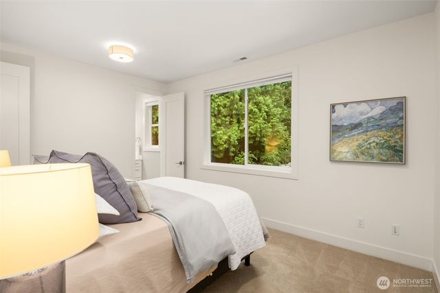 12914 63rd Avenue NE, Kirkland, WA 98034