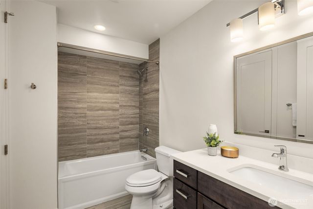 12914 63rd Avenue NE, Kirkland, WA 98034