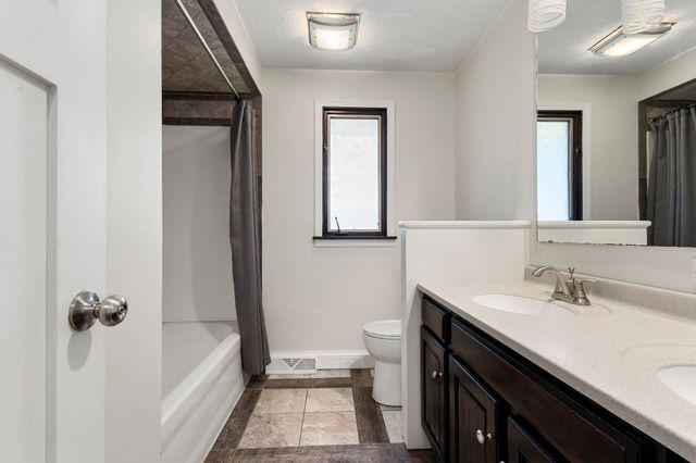 17700 Darden Road, South Bend, IN 46635