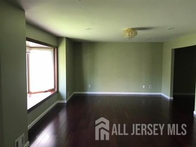 3 N baltic Road, Edison, NJ 08820