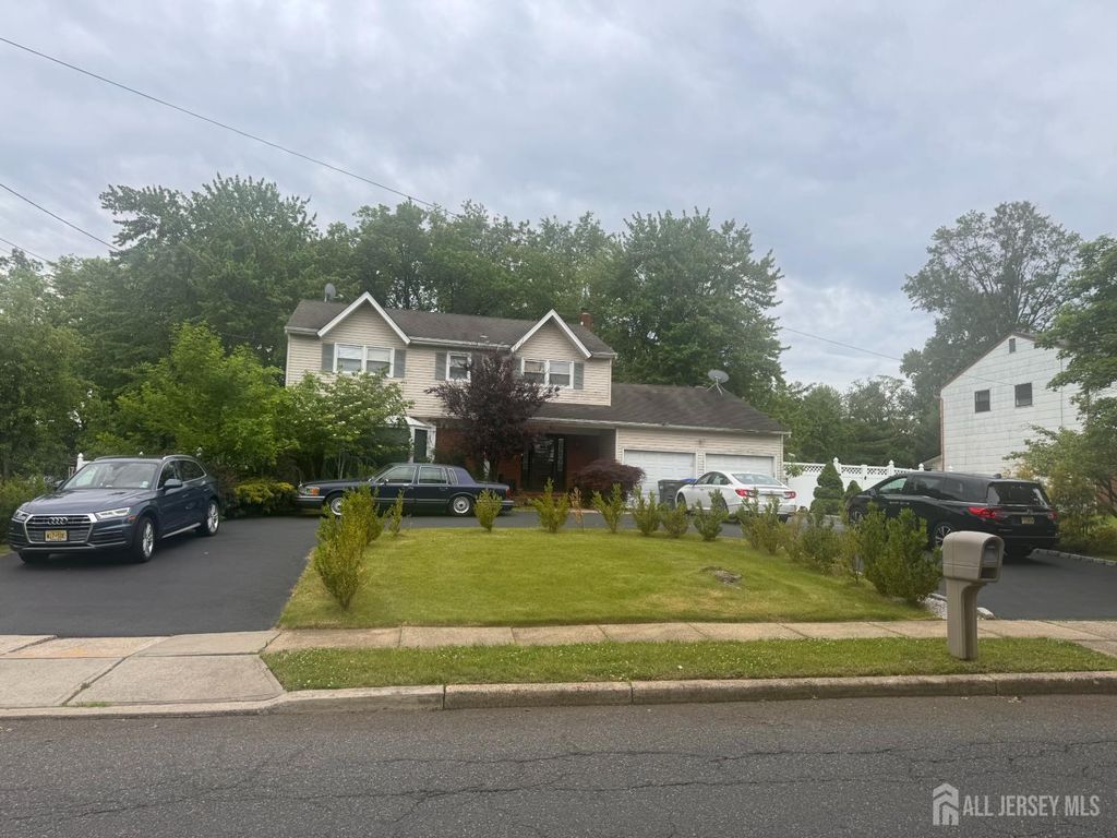 3 N baltic Road, Edison, NJ 08820