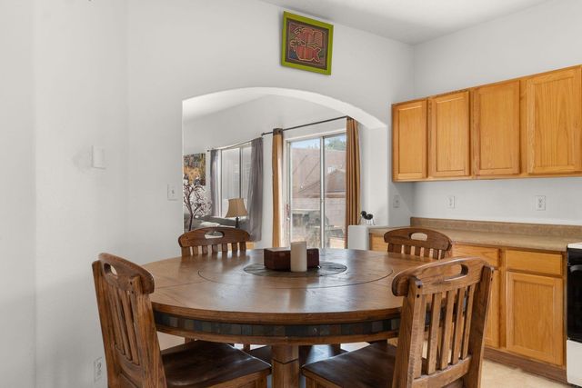 616 Lone Pine Drive SW, Albuquerque, NM 87121