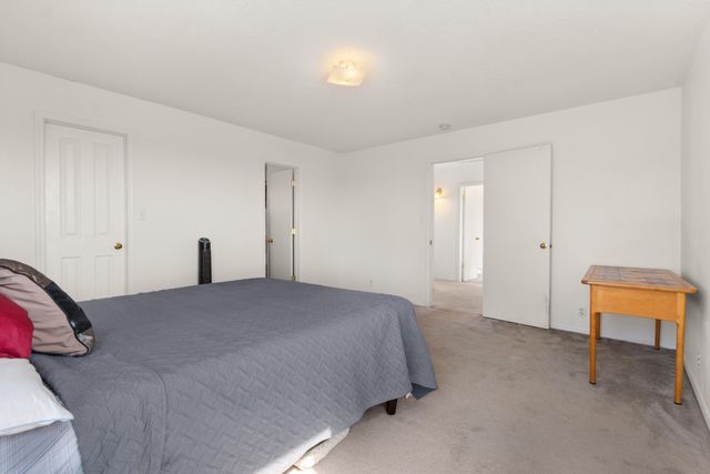 616 Lone Pine Drive SW, Albuquerque, NM 87121