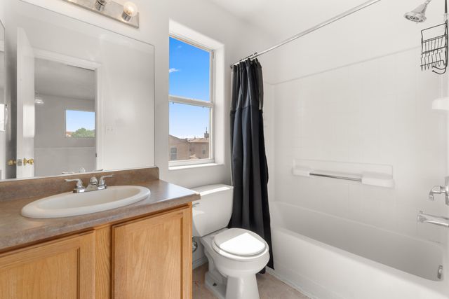 616 Lone Pine Drive SW, Albuquerque, NM 87121