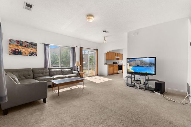 616 Lone Pine Drive SW, Albuquerque, NM 87121