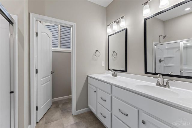 1593 Summerview Lane, Miami Twp, OH 45150