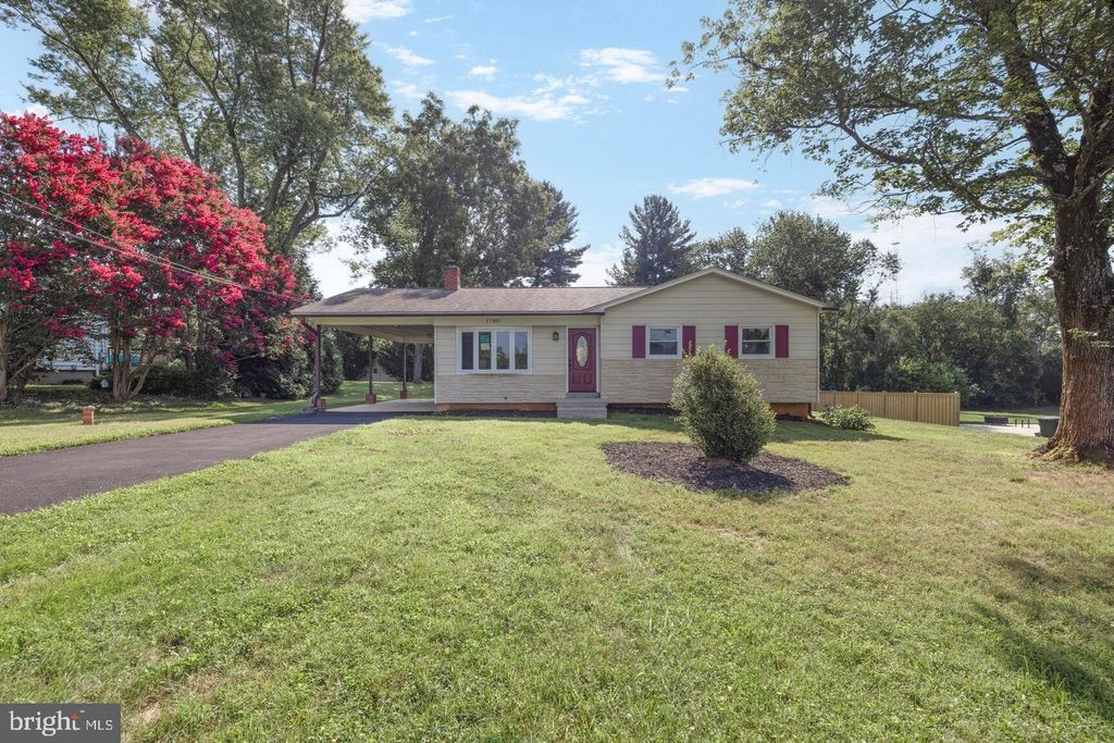 17305 FLAGSTONE DR, Germantown, MD 20874