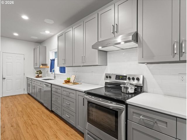 2952 Se PHEASANT Ave, Gresham, OR 97080