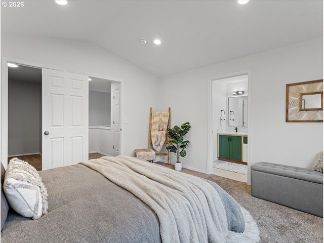 2952 Se PHEASANT Ave, Gresham, OR 97080