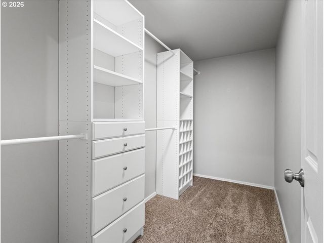 2952 Se PHEASANT Ave, Gresham, OR 97080