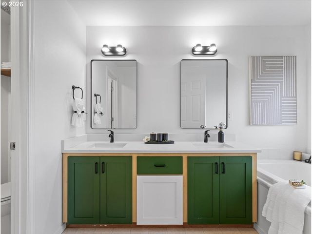 2952 Se PHEASANT Ave, Gresham, OR 97080