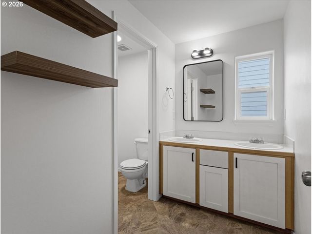 2952 Se PHEASANT Ave, Gresham, OR 97080