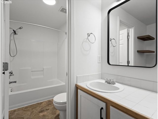 2952 Se PHEASANT Ave, Gresham, OR 97080