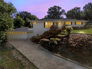 4407 Shady Glen Drive, Waco, TX 76708