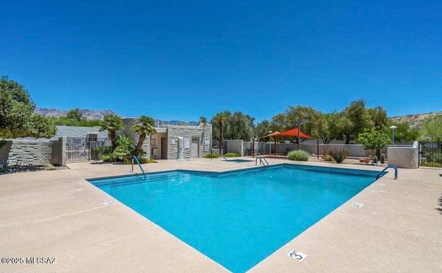 7413 E Wandering Road, Tucson, AZ 85750