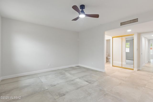 7413 E Wandering Road, Tucson, AZ 85750