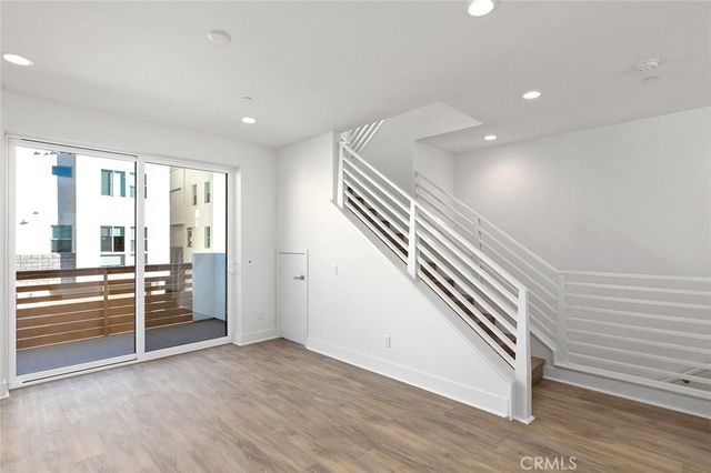 1684 Topanga, Costa Mesa, CA 92627